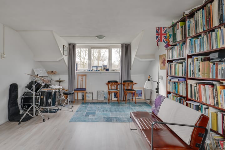 Foto 34 van J. van de Veldelaan 39