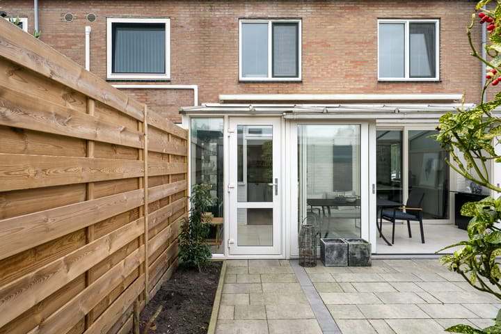 Foto 40 van J. van de Veldelaan 39