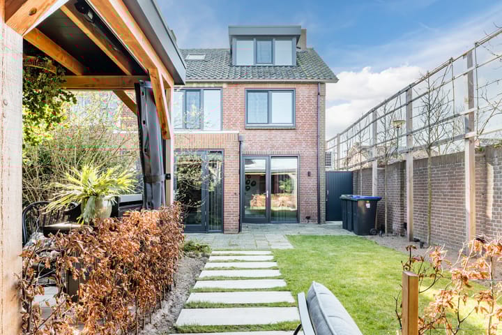 Photo 35 of Mgr. Nolenslaan 63