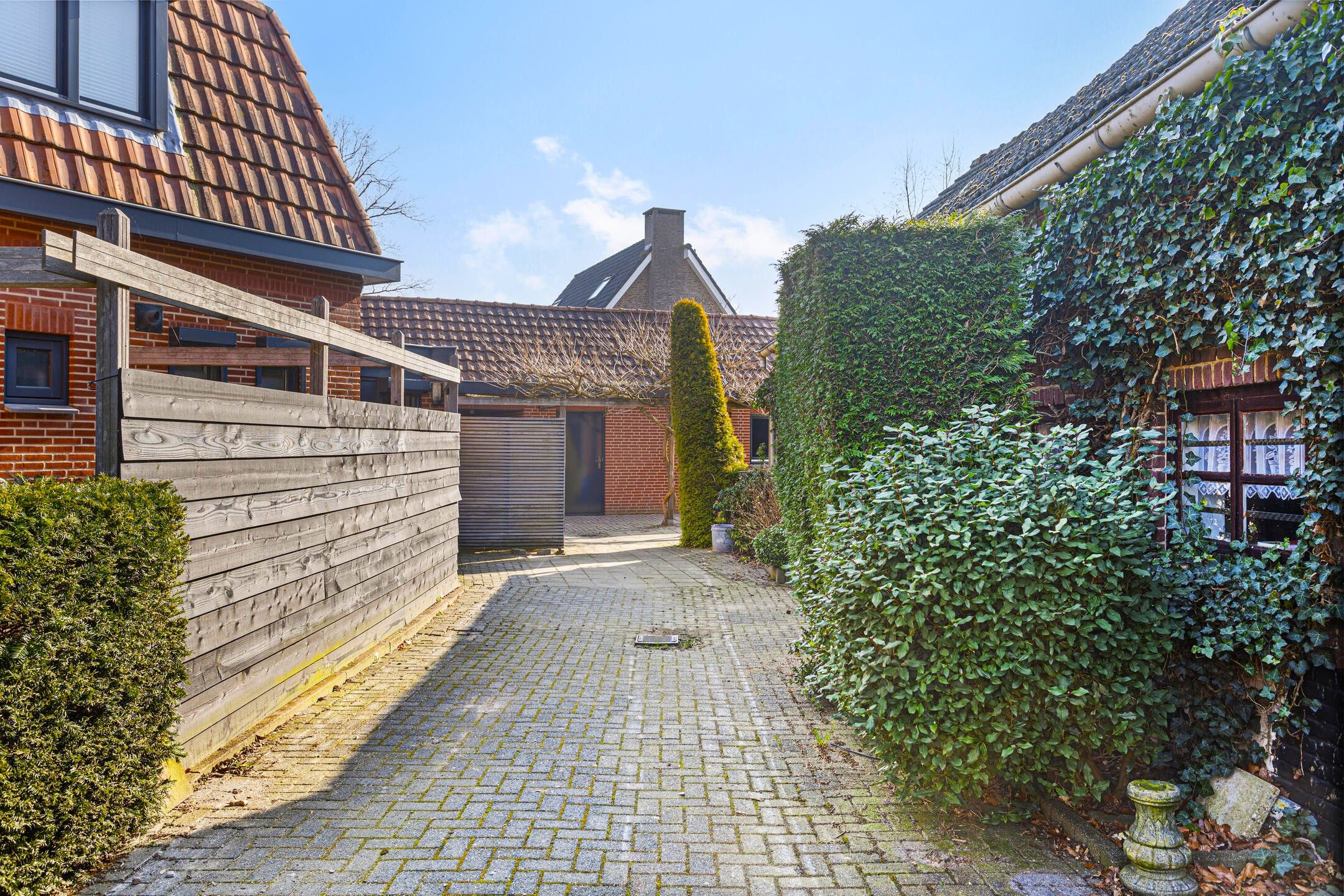 Foto 33 van Grotestraat 32