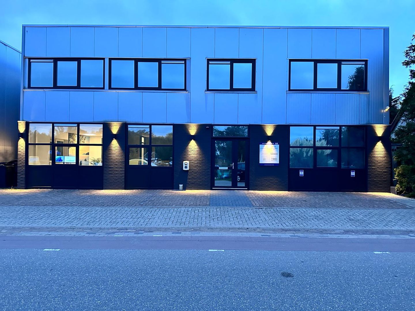 Bekijk foto 2 van Aalsmeerderdijk 66