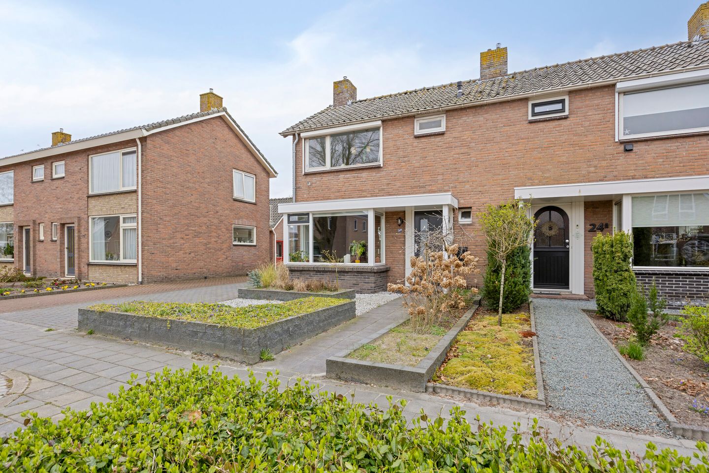 Foto 34 van Burg. van Veenlaan 24-B