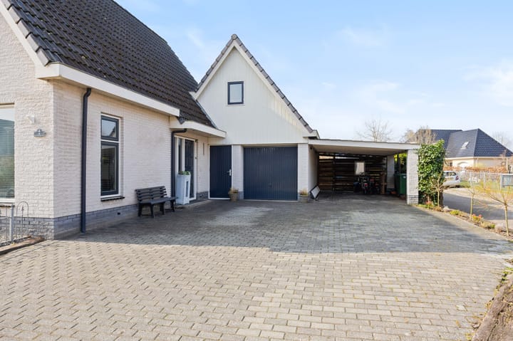 Foto 9 van Pastorielaan 4