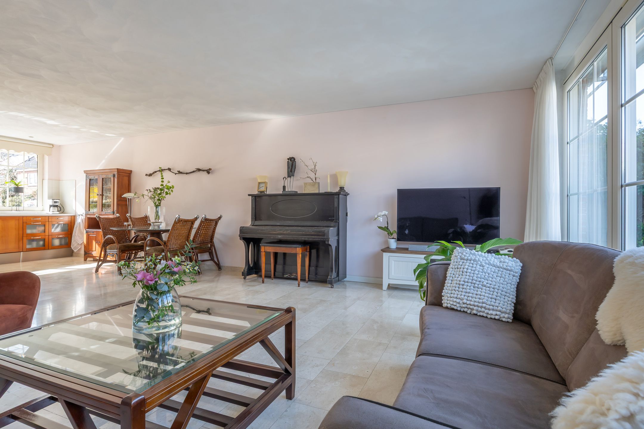 Foto 3 van van Woesikstraat 18