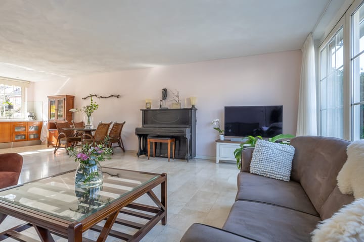 Photo 3 of van Woesikstraat 18