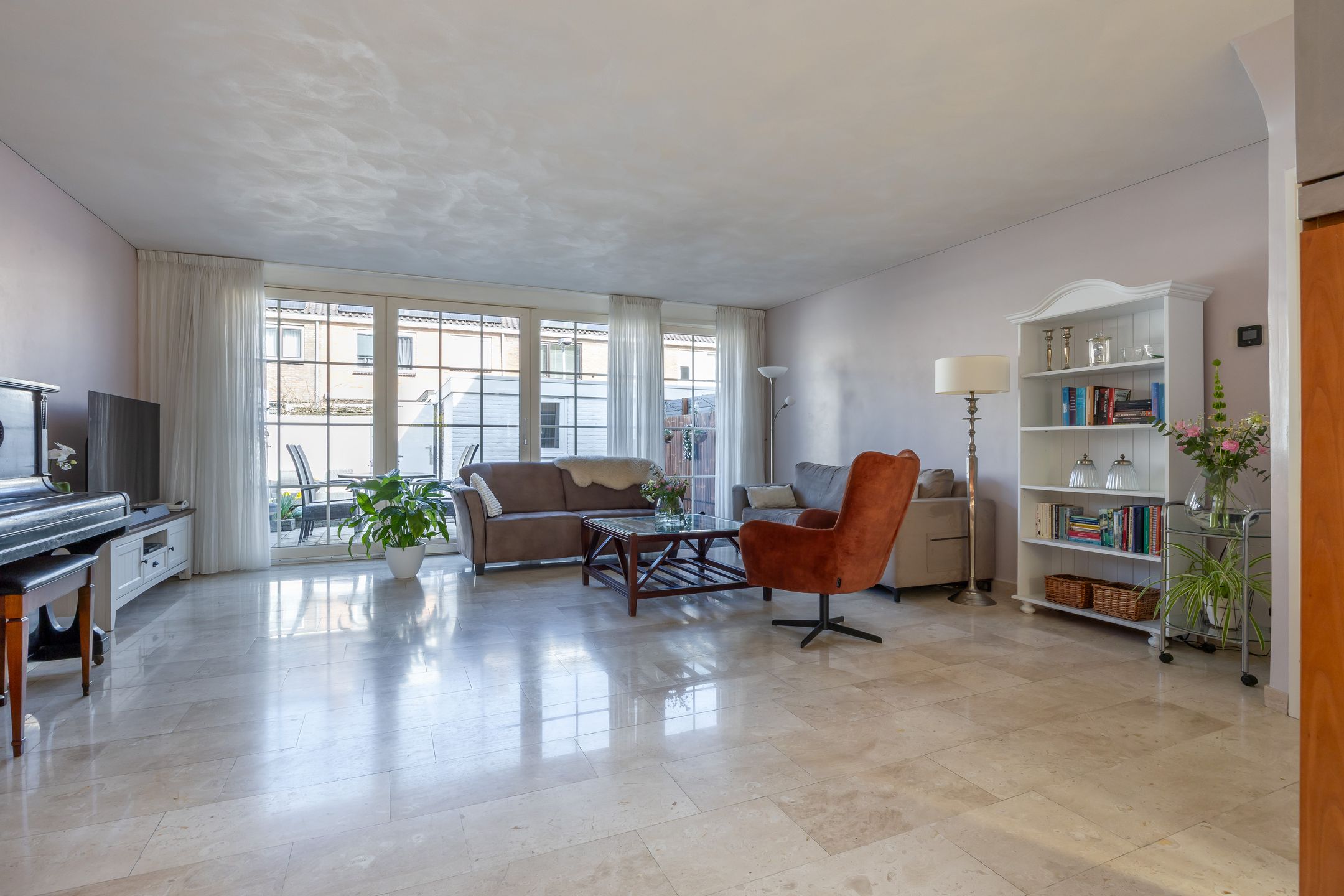 Foto 6 van van Woesikstraat 18