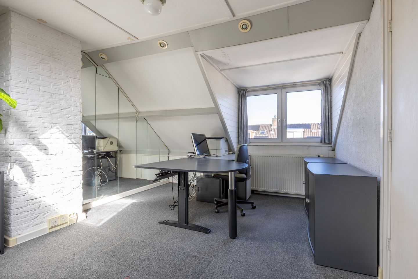 Foto 25 van van Woesikstraat 18