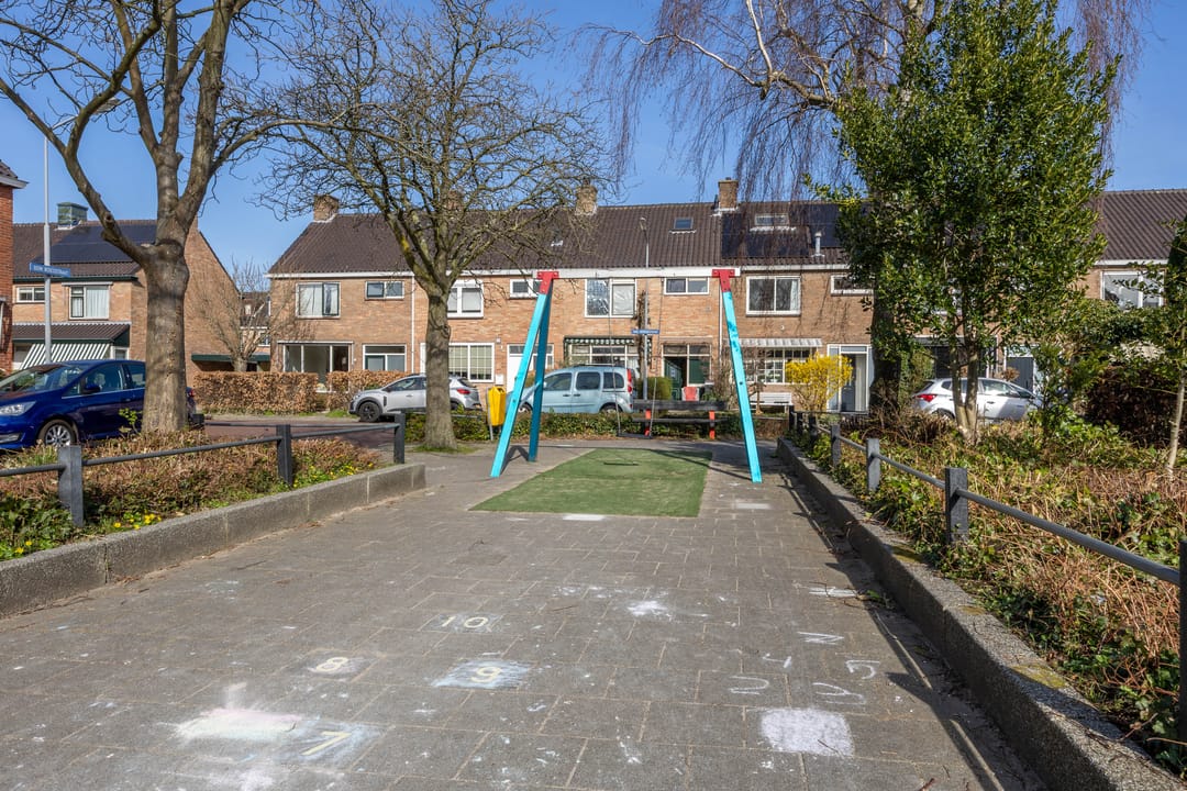 Foto 28 van van Woesikstraat 18