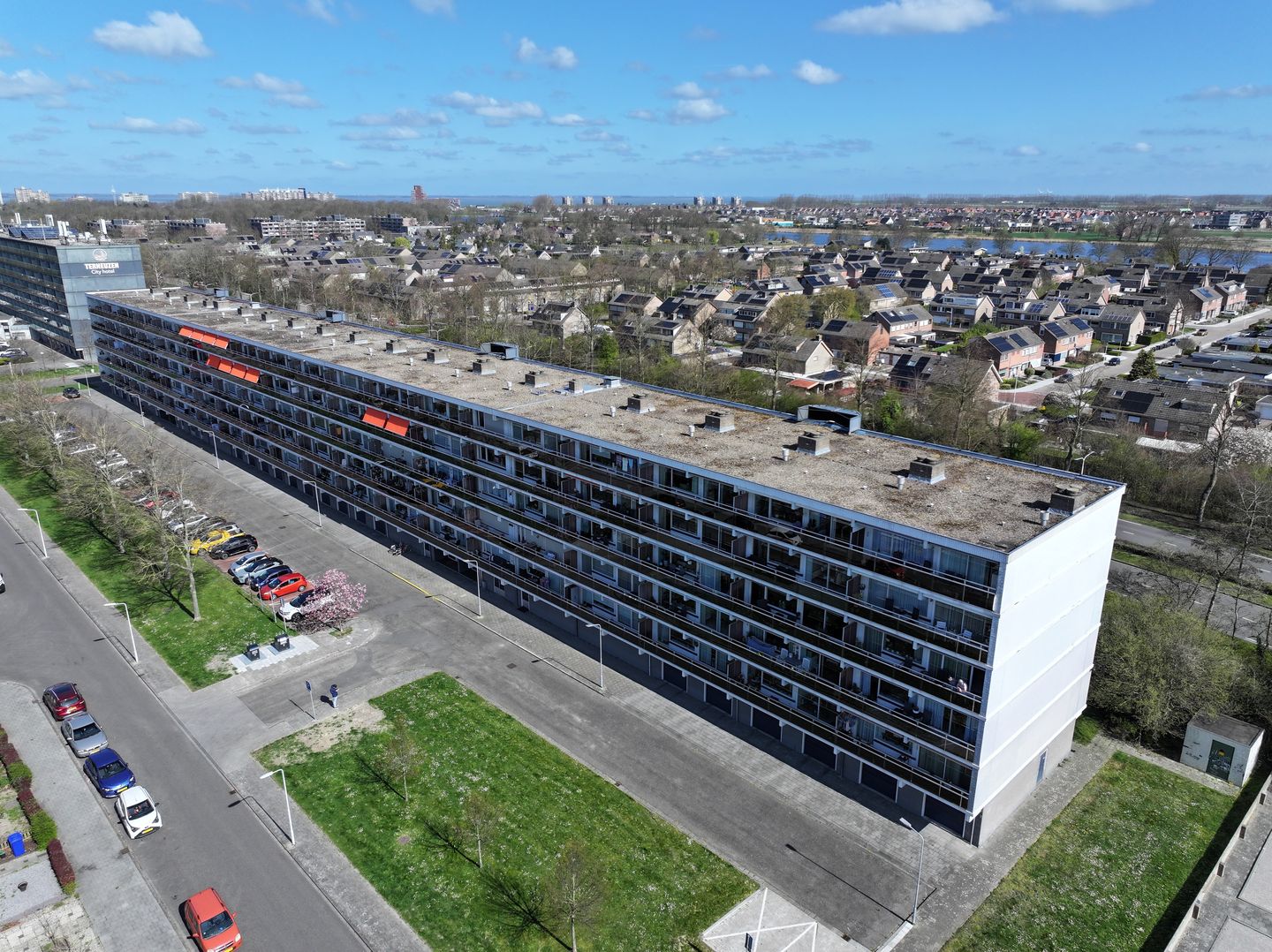 Foto 1 van Peter van Anrooylaan 282