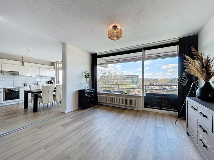 Foto 6 van Peter van Anrooylaan 282