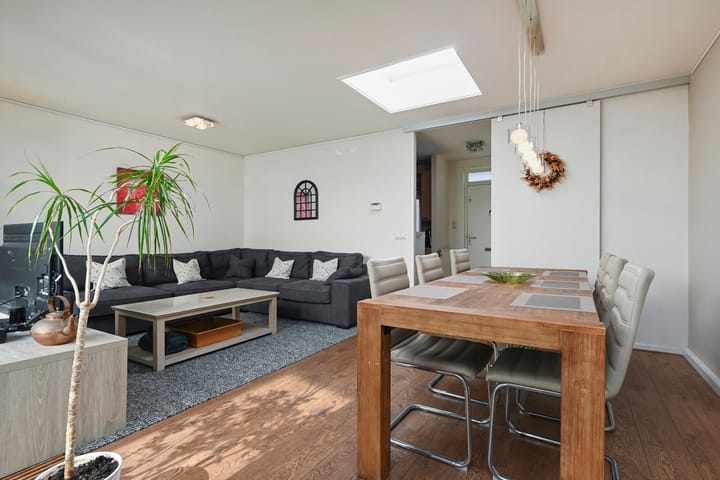 Foto 2 van Kruismast 6