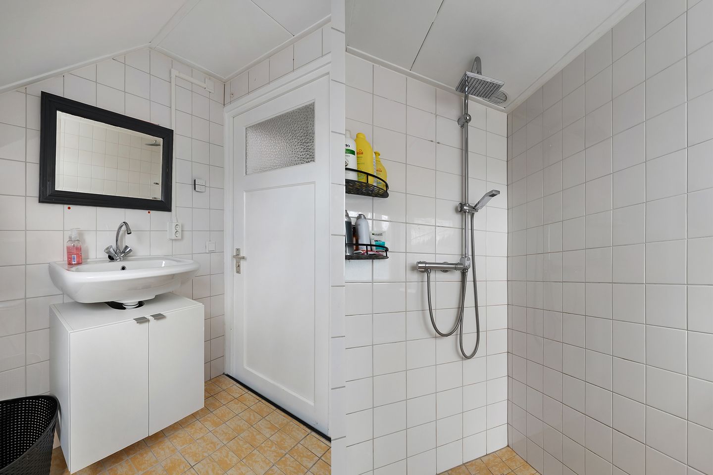 Foto 25 van Hellendoornseweg 14