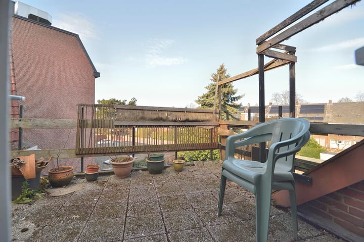 Foto 68 van Ruys de Beerenbroucklaan 50