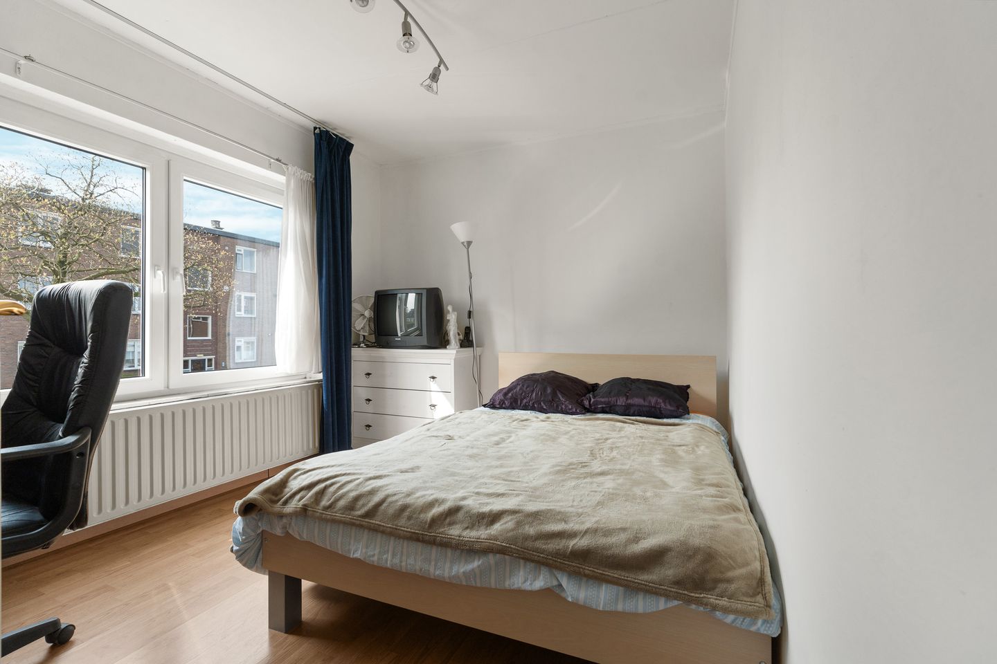 Photo 19 of Plutostraat 55