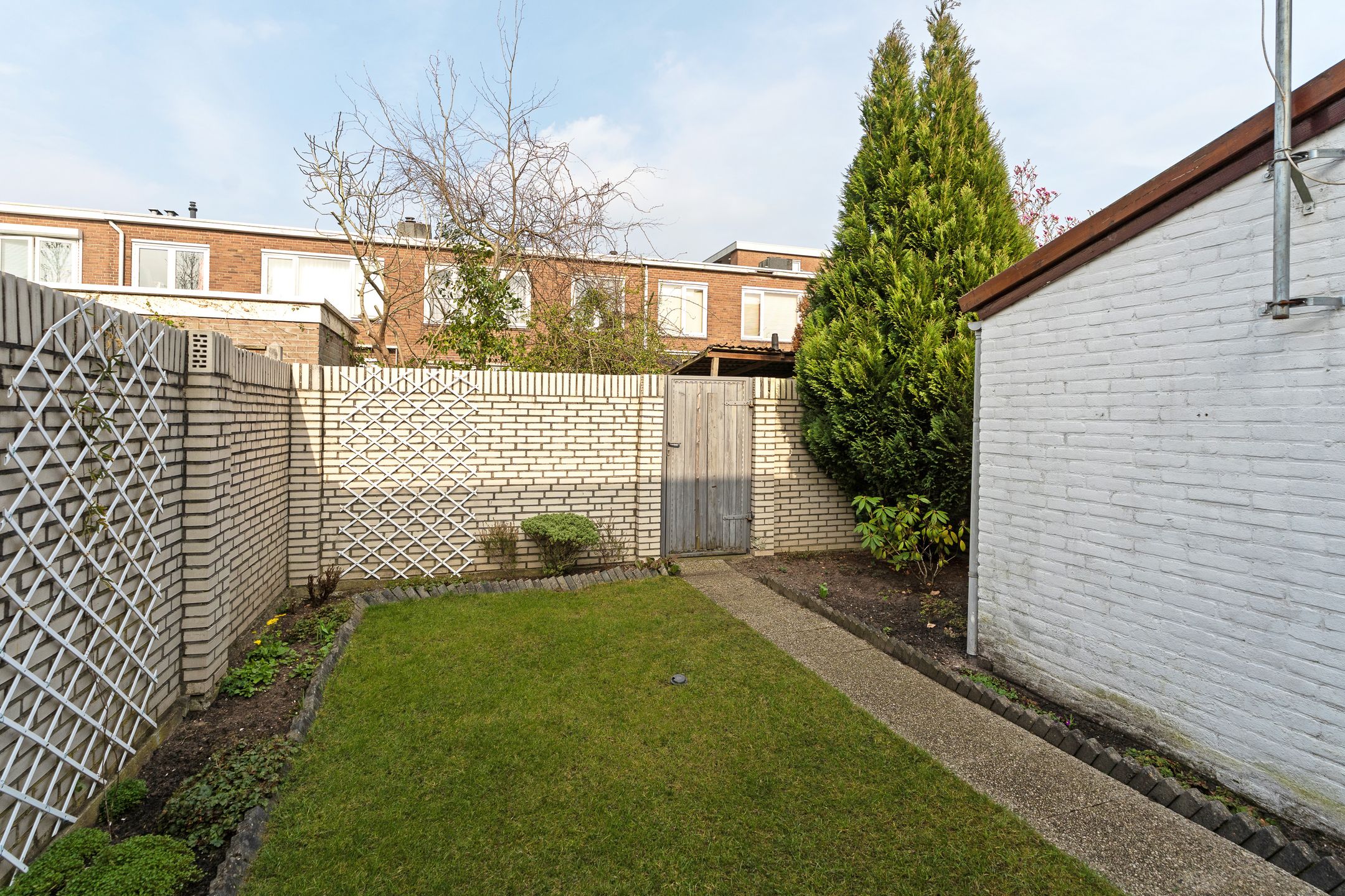 Photo 39 of Plutostraat 55