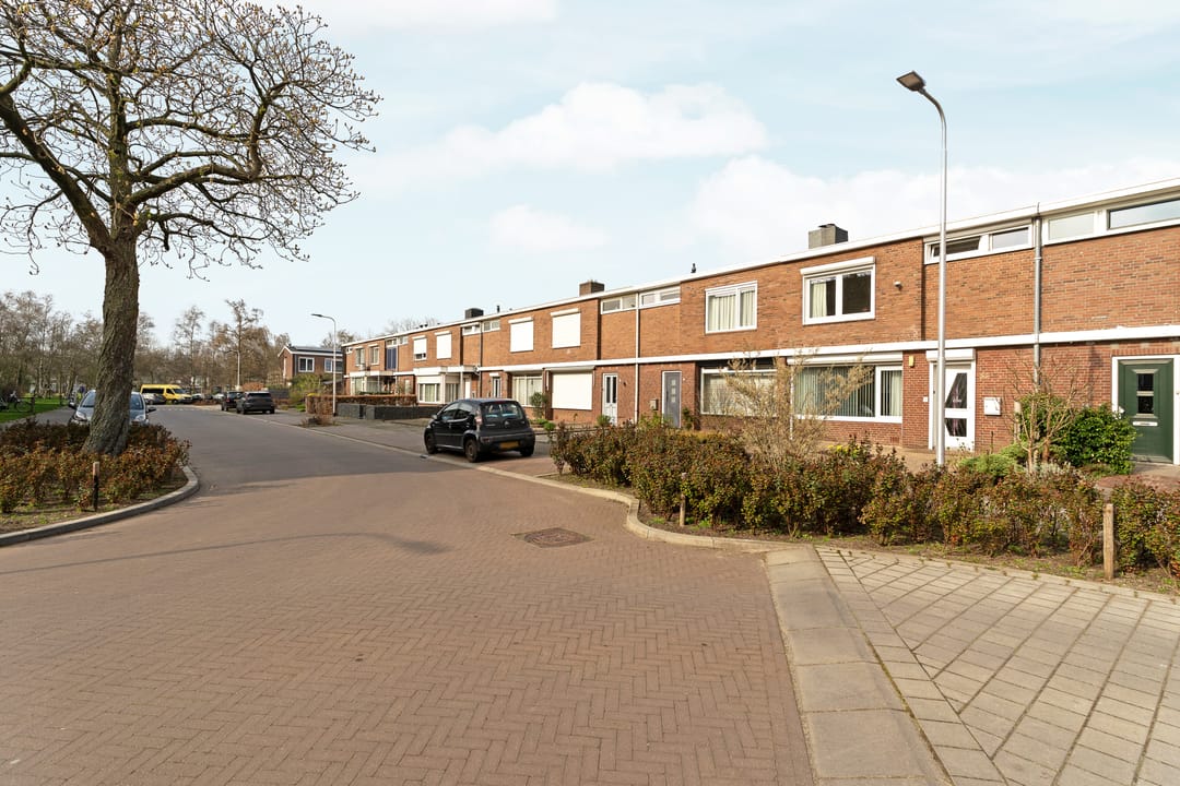 Photo 43 of Plutostraat 55