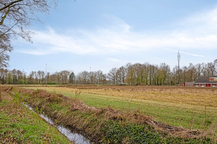 Foto 25 van Meidoornstraat 61