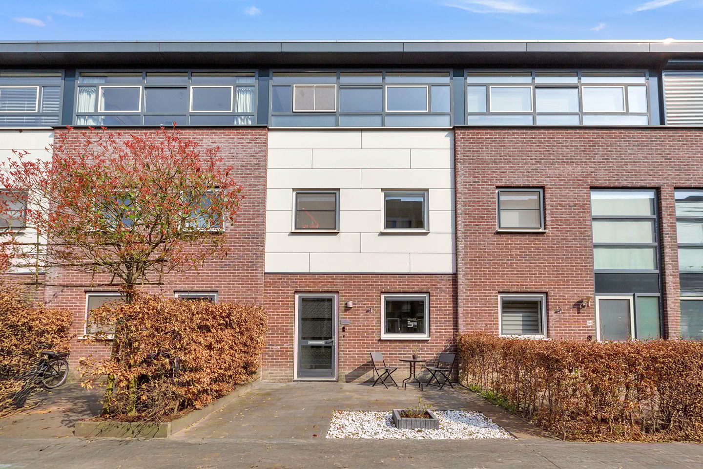 Foto 1 van Zwaluw 143