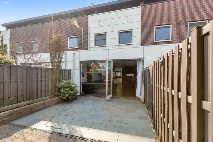 Foto 14 van Zwaluw 143