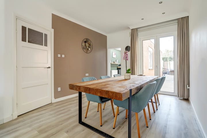 Foto 11 van Vredeman de Vriesstraat 39