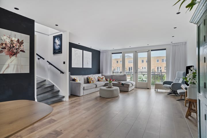 Foto 2 van Emmy Andriessestraat 430