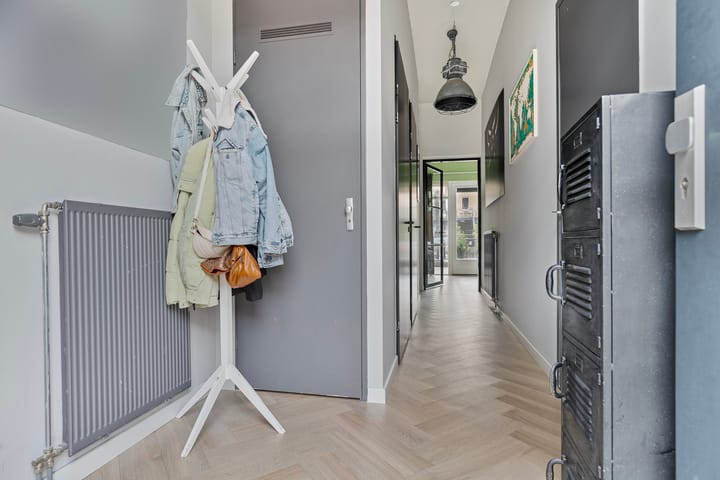 Foto 13 van Emmy Andriessestraat 430