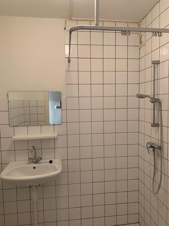 Photo 9 of Staringstraat 236