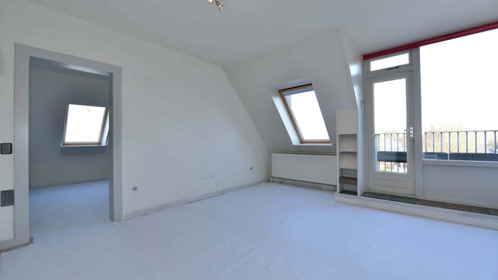 Photo 3 of Lisdodde 36