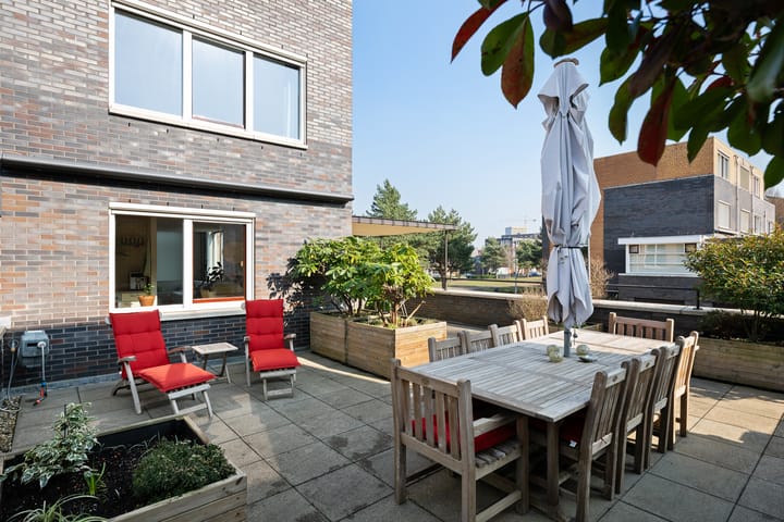 Foto 3 van H.P.J. de Vriesstraat 1