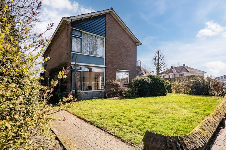 Foto 2 van Bentinckstraat 2