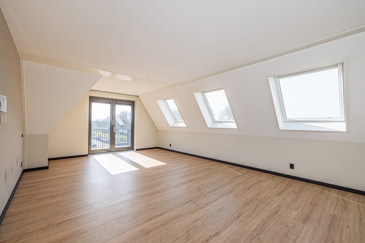 Foto 2 van Meeroever 97