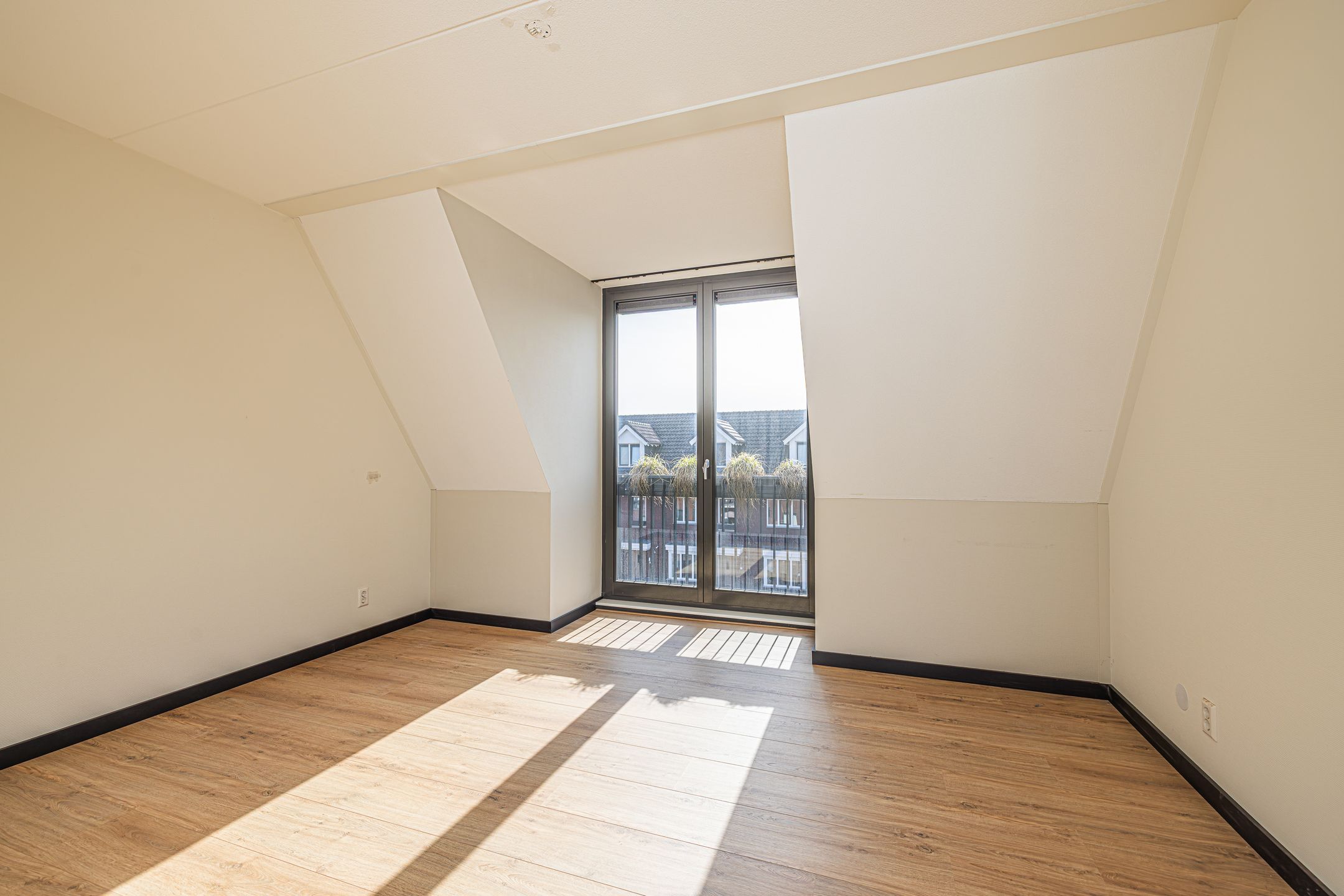 Foto 21 van Meeroever 97