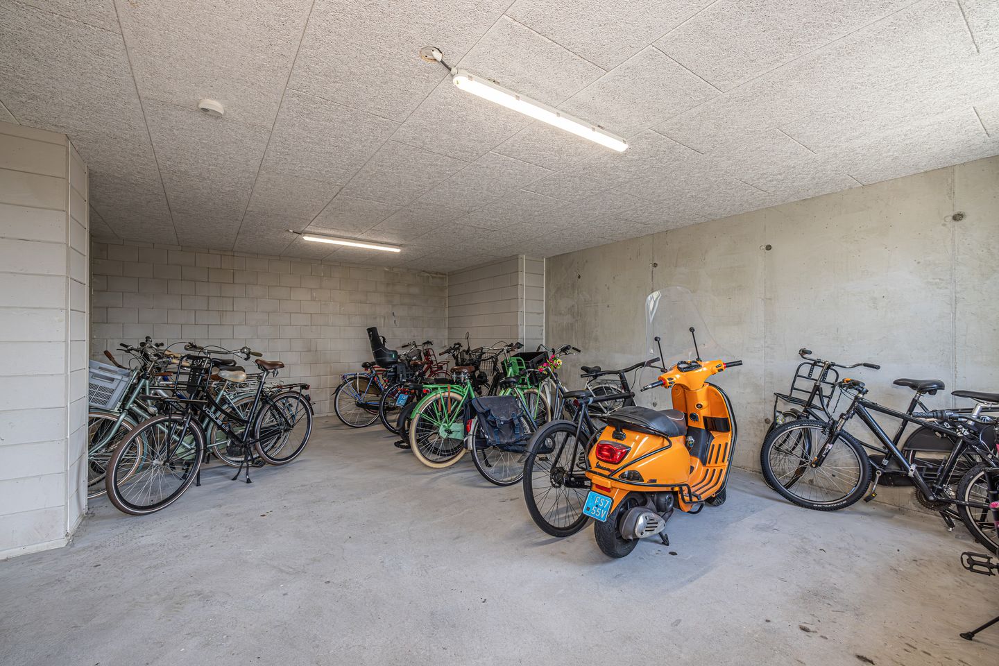 Foto 34 van Meeroever 97