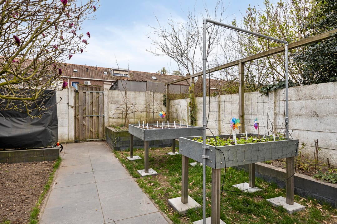 Photo 41 of Danie Theronstraat 18