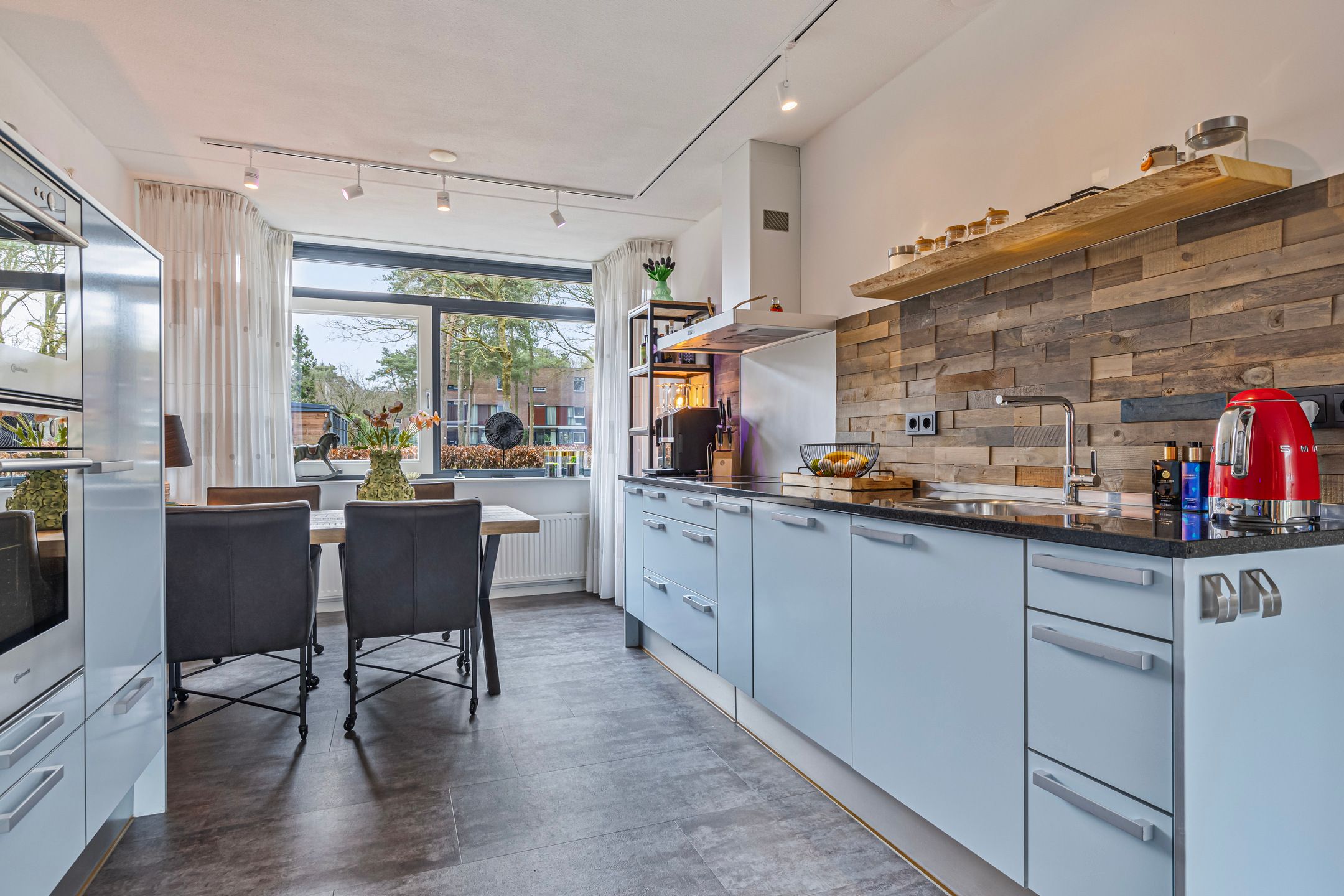 Foto 3 van Valtherlaan 200