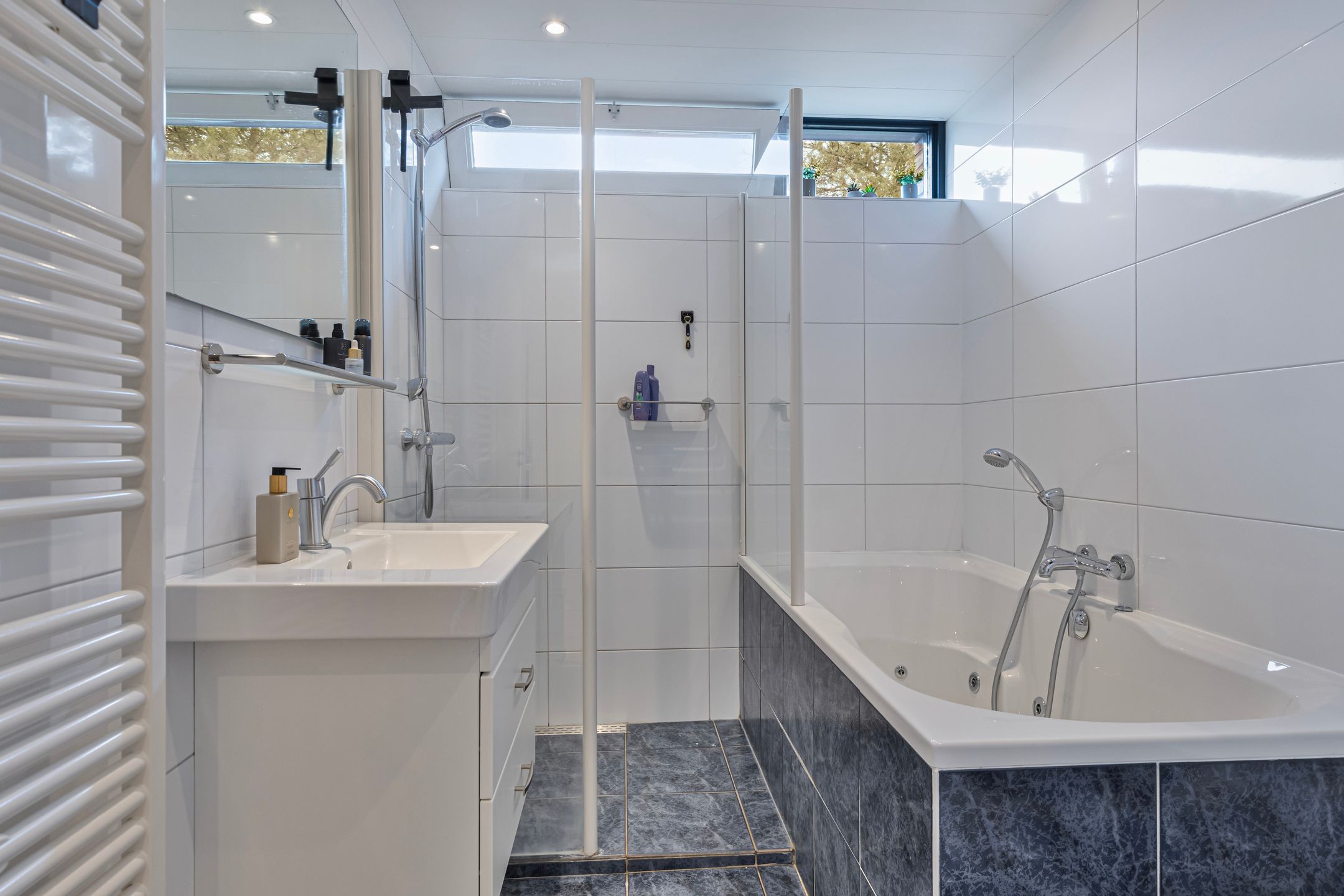 Foto 15 van Valtherlaan 200