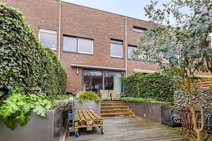 Foto 22 van Valtherlaan 200