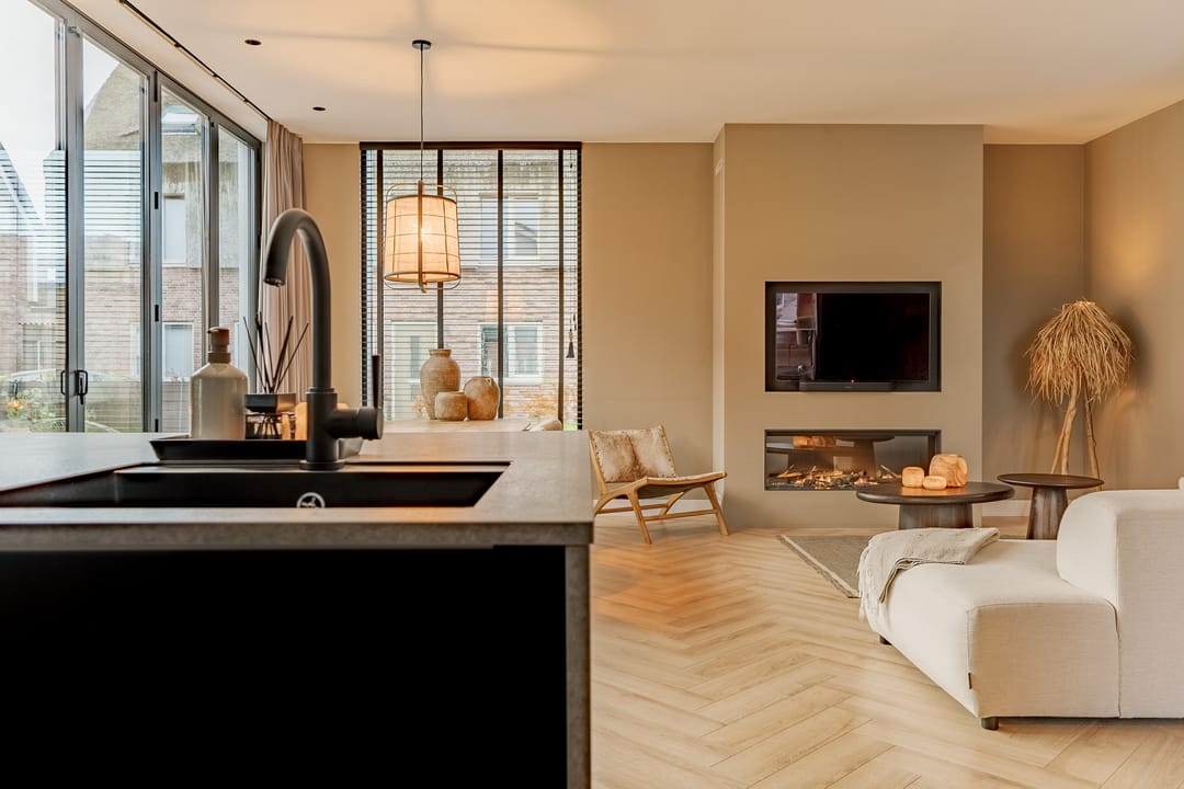 Foto 16 van Nikolaj Basovstraat 6