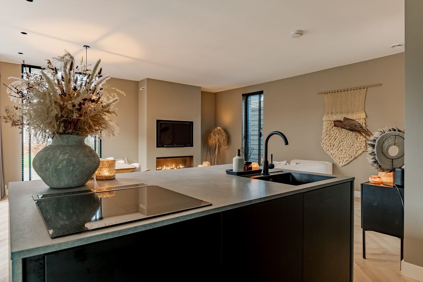 Foto 19 van Nikolaj Basovstraat 6