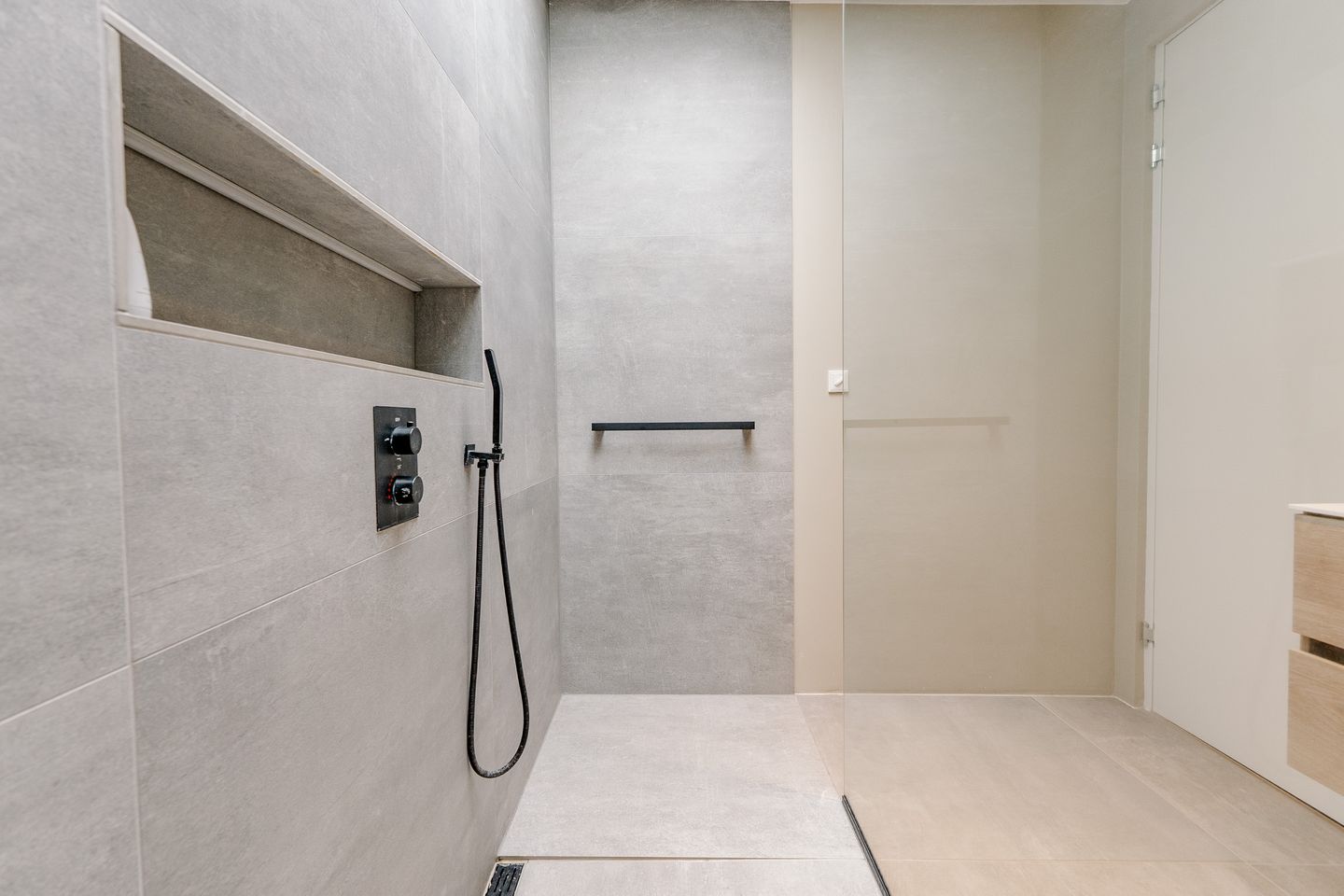 Foto 40 van Nikolaj Basovstraat 6