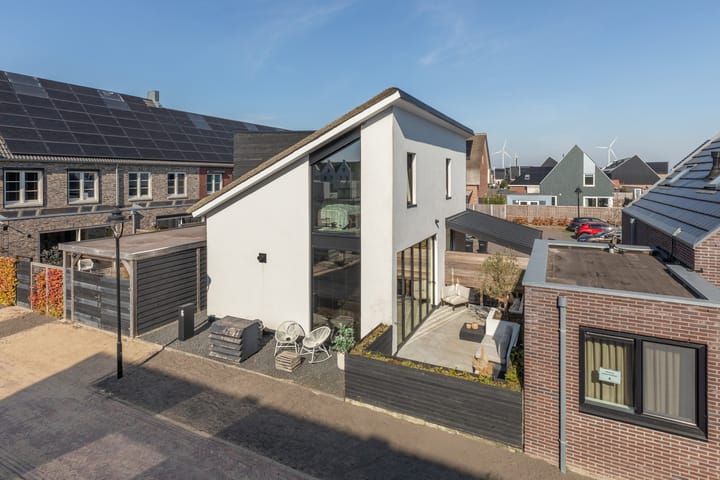 Foto 49 van Nikolaj Basovstraat 6