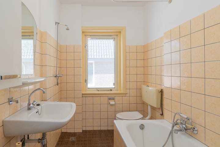 Photo 36 of Johannes Verhulstlaan 42