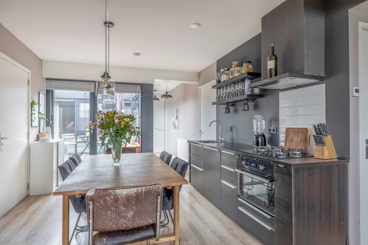 Foto 10 van Prins Hendrikstraat 196-B