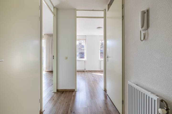 Foto 16 van Essenlaan 32-H