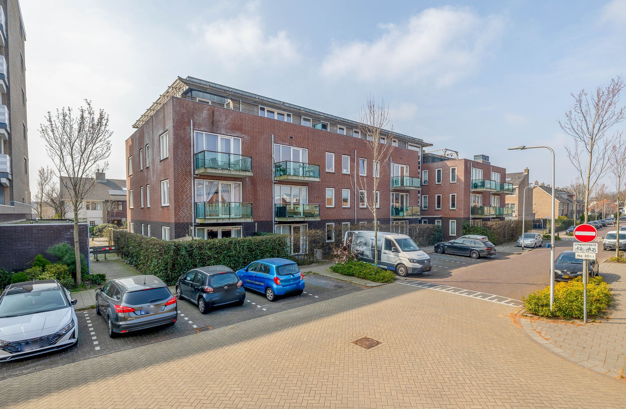 Foto 30 van Essenlaan 32-H