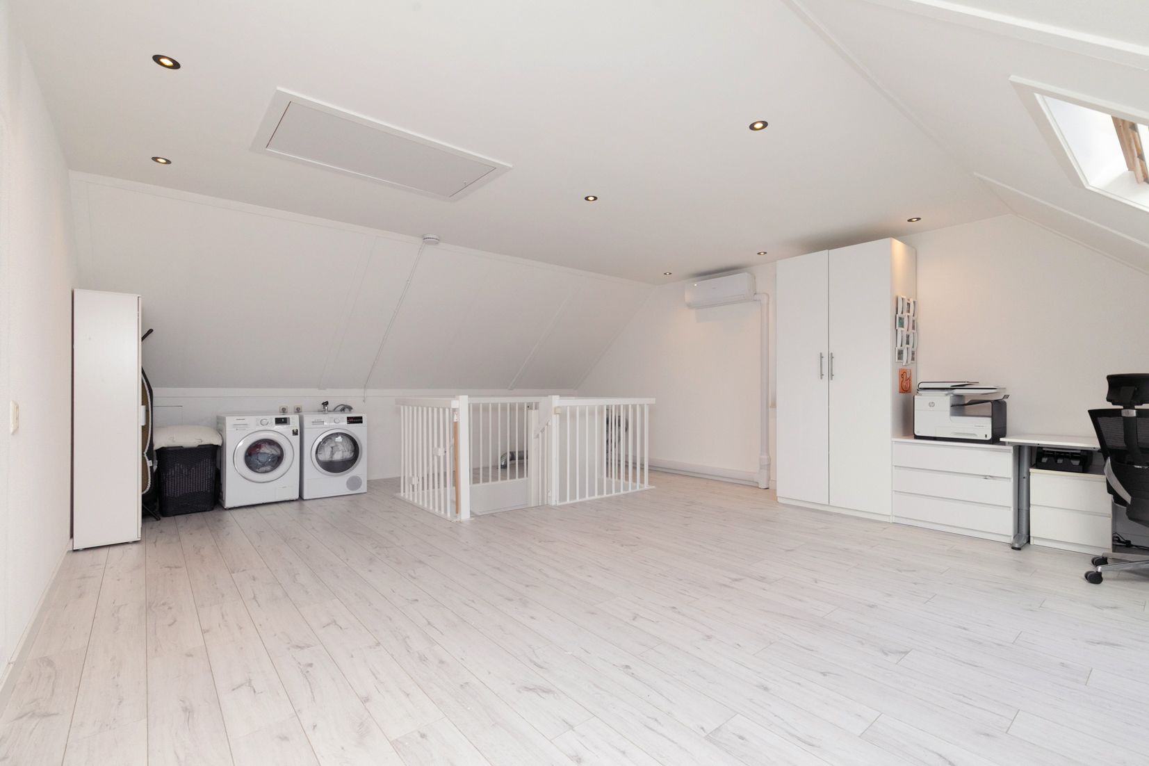 Photo 30 of Vriezenveenstraat 122