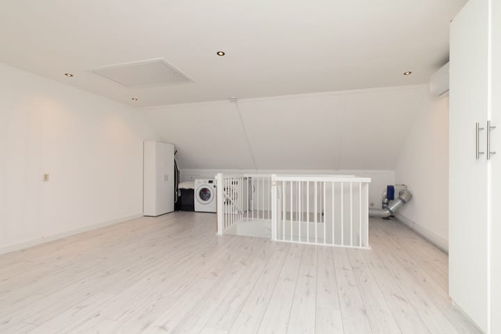 Foto 32 van Vriezenveenstraat 122