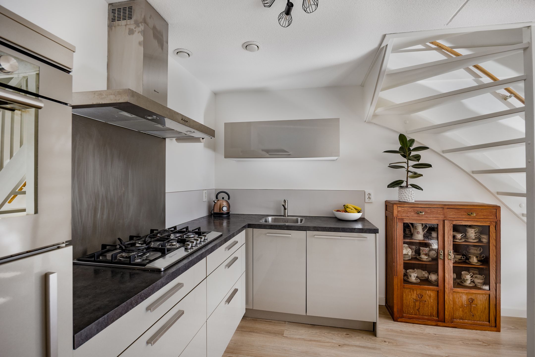 Foto 12 van Marsmanplein 170