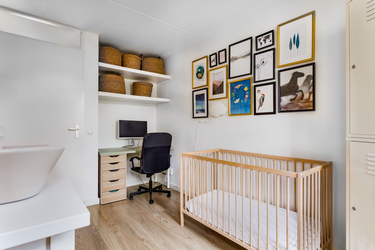 Foto 19 van Marsmanplein 170