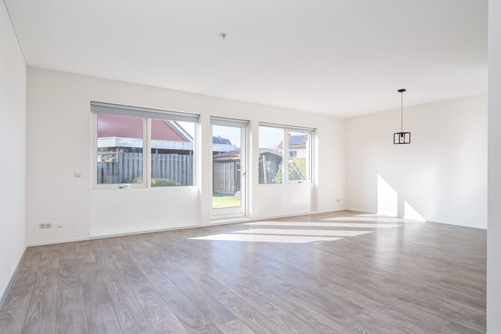 Foto 2 van Nieuwoldstrjitte 7